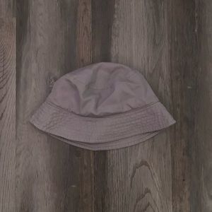 Tan H&M bucket hat